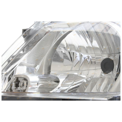 Toyota Hilux LH / Left / HeadLight (2008–2011)