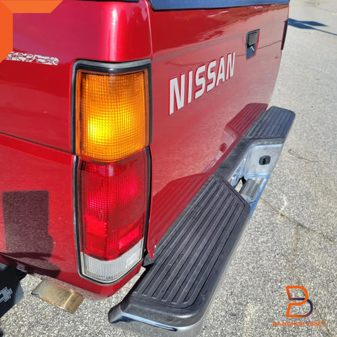 Nissan Navara D21 3 Socket Tail Light Wiring Harness (1986-1997)