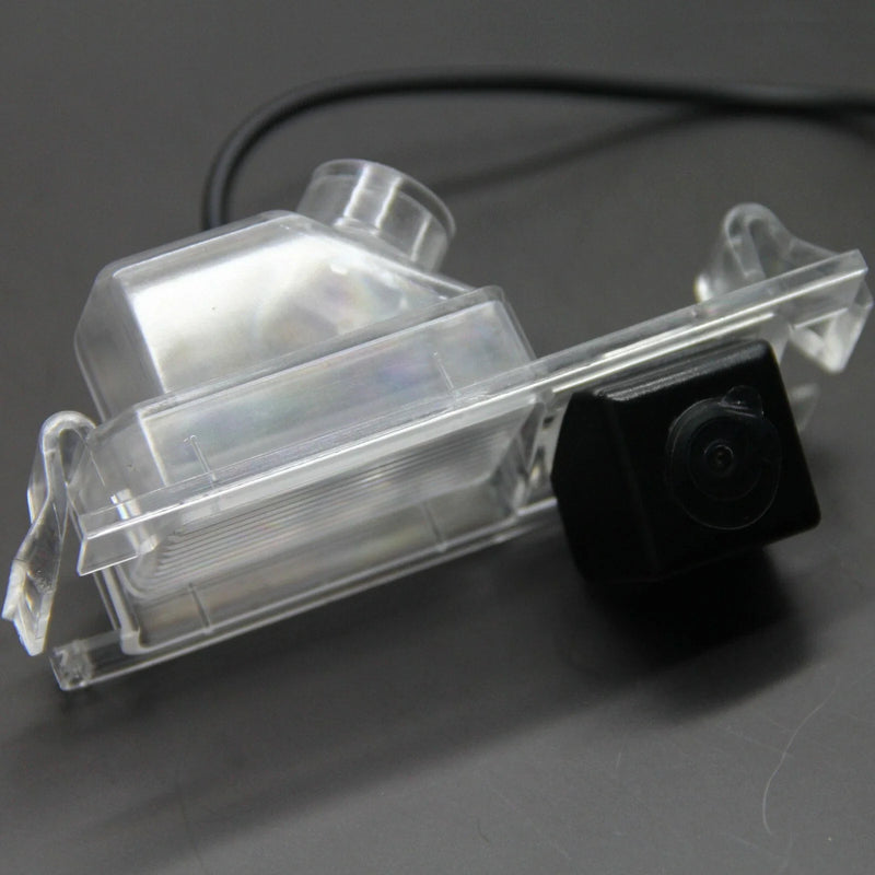 Hyundai Elantra GT Rear View Backup Camera (2013–2017)