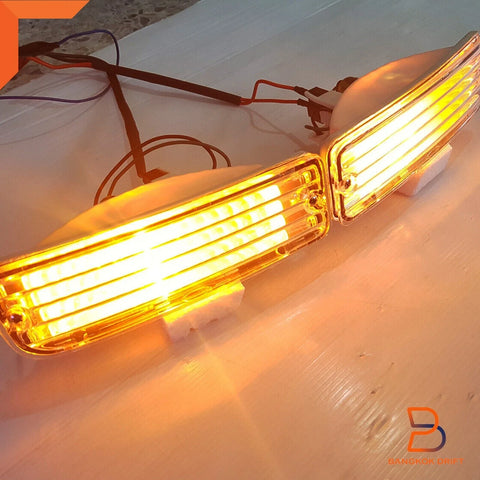 Toyota Hilux Ute LN85 LN95 LN106 Crystal Turn Signal Light (88-97)