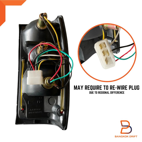 Toyota Hilux Ute (1984-1988) LN50 LN60 LN70 Rear Tail Light Pair