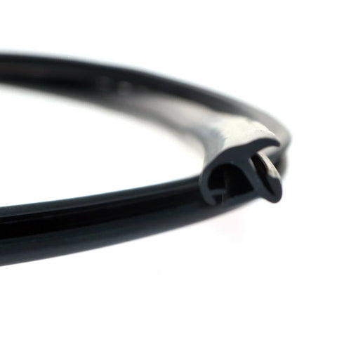 Toyota Hilux 1997-2005 FR Windshield Rubber Molding