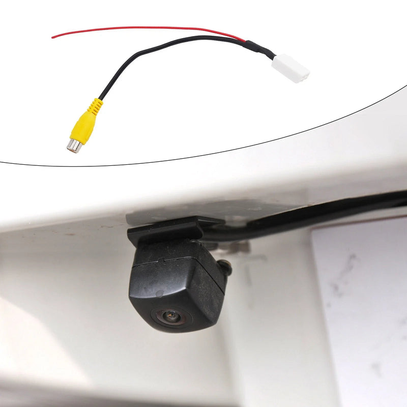 Reverse Camera 4-Pin Male Car Radio Plug Adapter