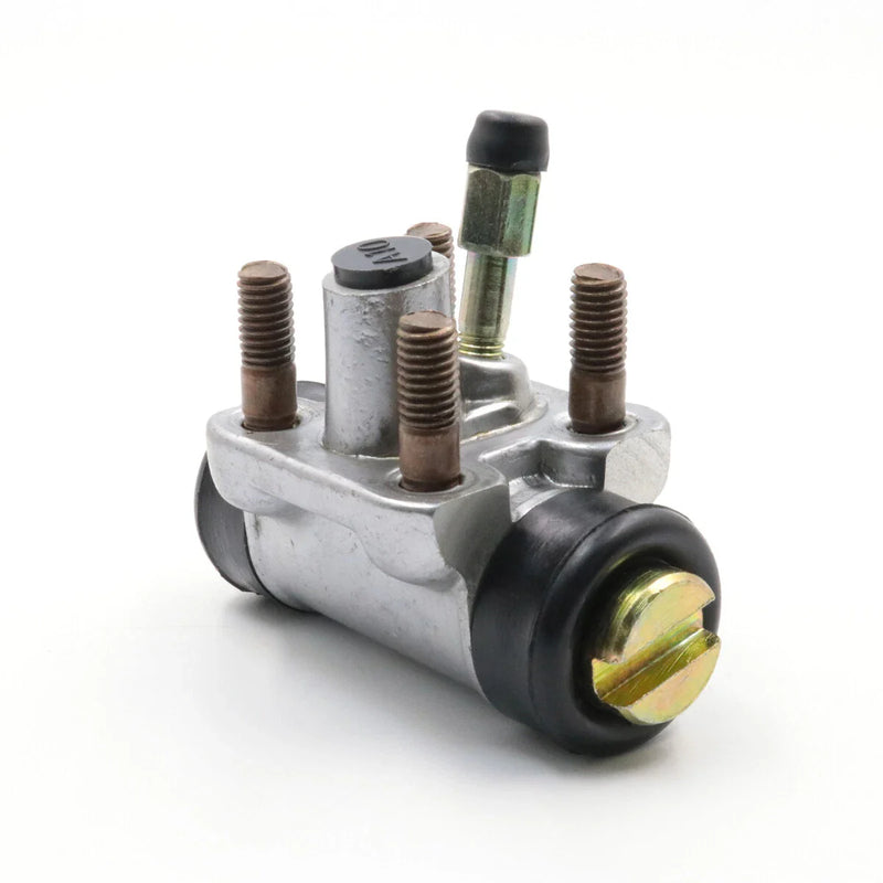 Datsun Nissan 720 1979-1986 Rear Wheel Brake Cylinder