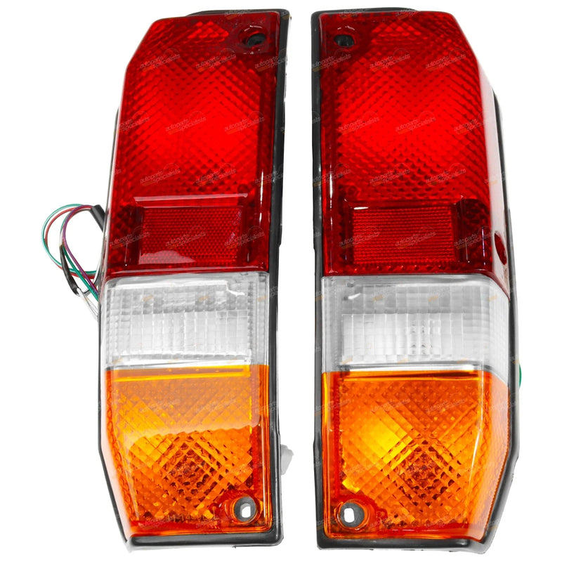 Toyota Landcruiser 70 / 75 Series Troopy 2 x Tail Lights (1985–1999)