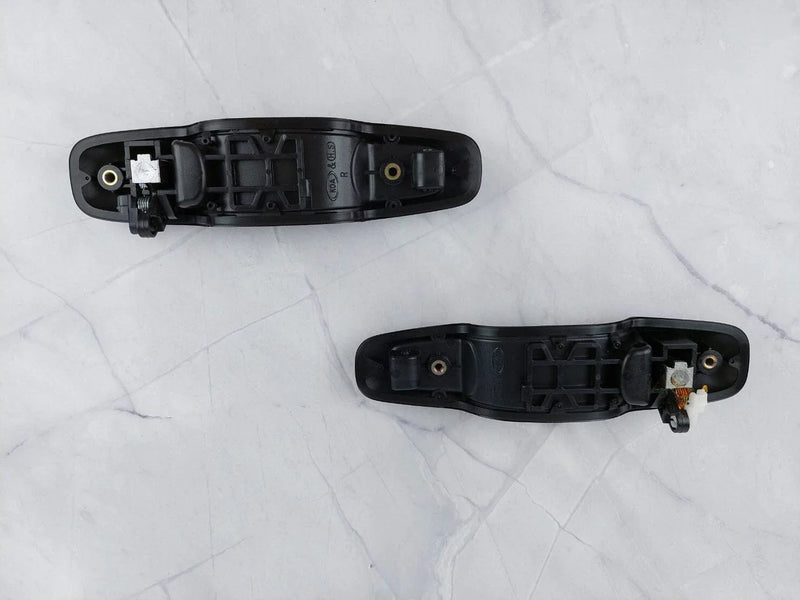 Chevy Tracker, Suzuki Grand Vitara Front Door Handle Chrome (1999-2003)