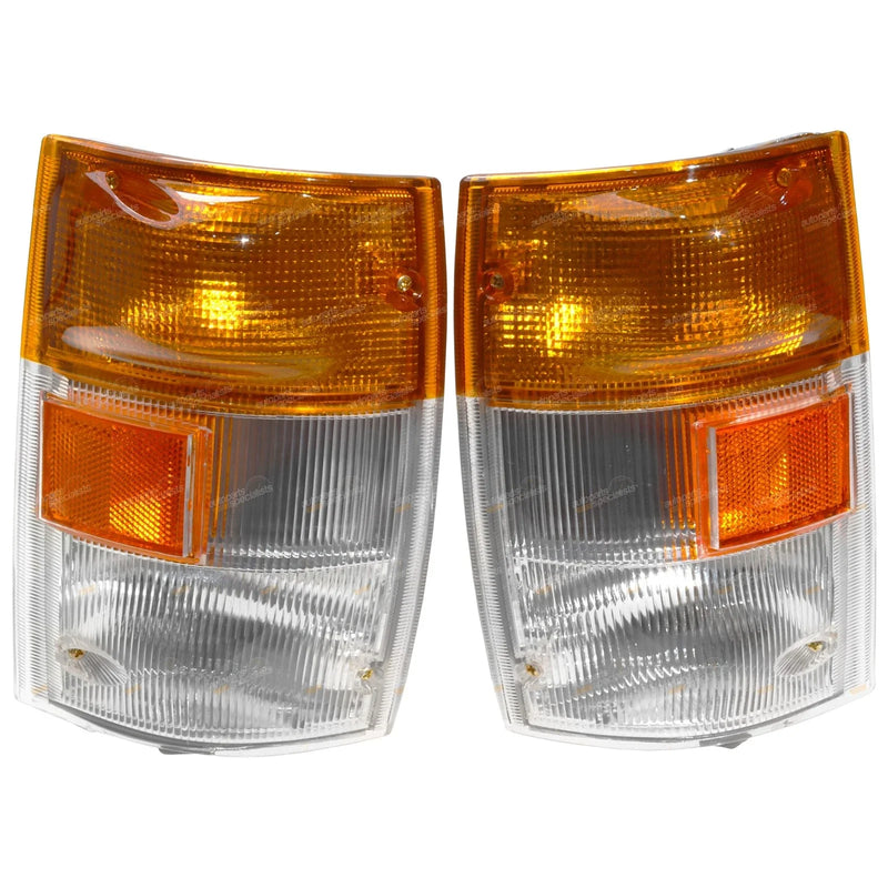 Isuzu ELF LH+RH Front Corner Lights (1984 - 1993)