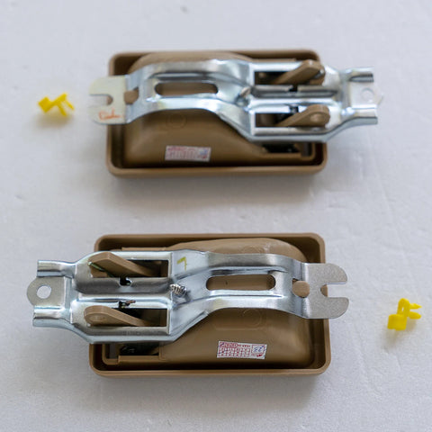 1983-1988 Toyota Hilux LN50 RN55 LN56 YN58R Inner Door Handles (2 x Brown)