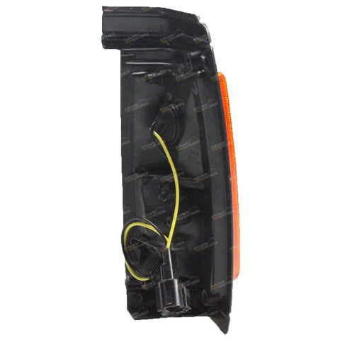 Nissan Navara D21 RH Amber Front Corner Light (1990 - 1992)