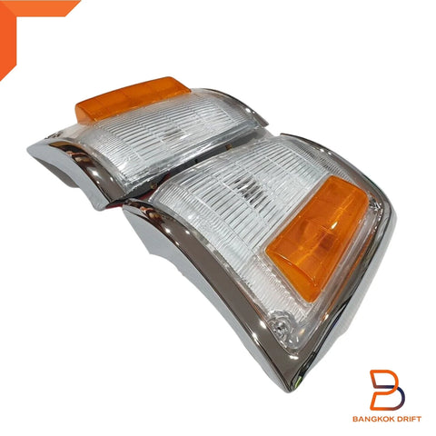 Toyota Hilux Ute Amber Turn Indicator Light Blinker Lamp (1988-2005)
