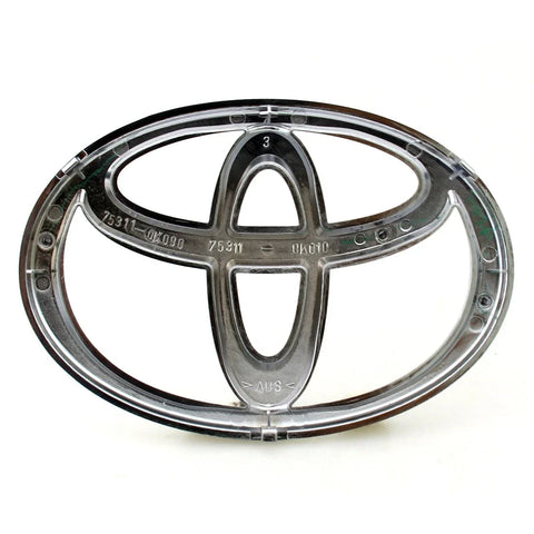 Toyota Hilux Vigo / 2004-2012 Genuine Front Grill Badge