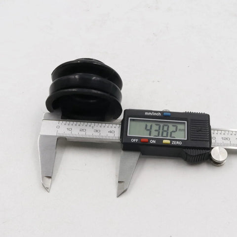 Toyota Hilux Ute 1988-1997 Rear Lower Arm Boot Cover