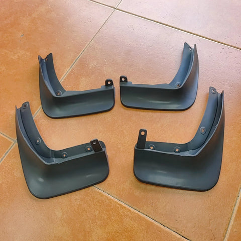 2013-2016 VW Volkswagen Beetle Mudguards (2013-2016)