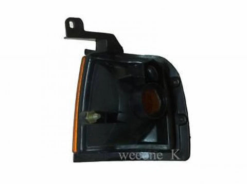 Ford Ranger RH Corner Side Light (1998-2000)