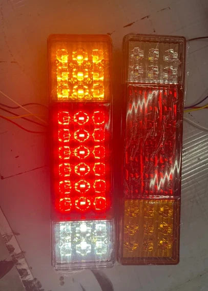 Suzuki Jimny Sierra SJ410 SJ413 Samurai 12V LED Tail Light (1981-1998)
