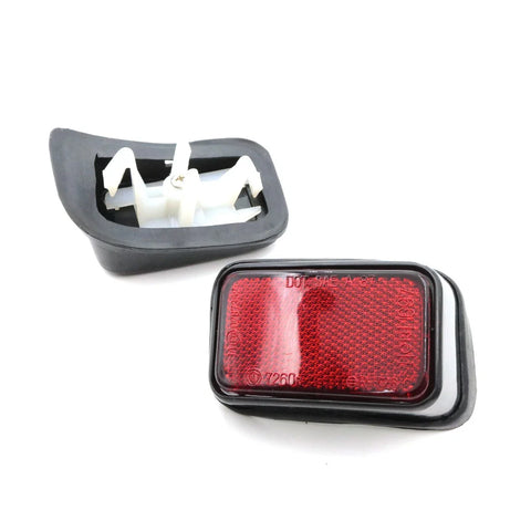 Toyota Hilux 1997-2005 Bumper Reflector