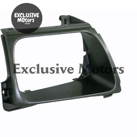 Toyota Hilux 2WD / 4WD Non-SR5 Bezel (2002-2004)